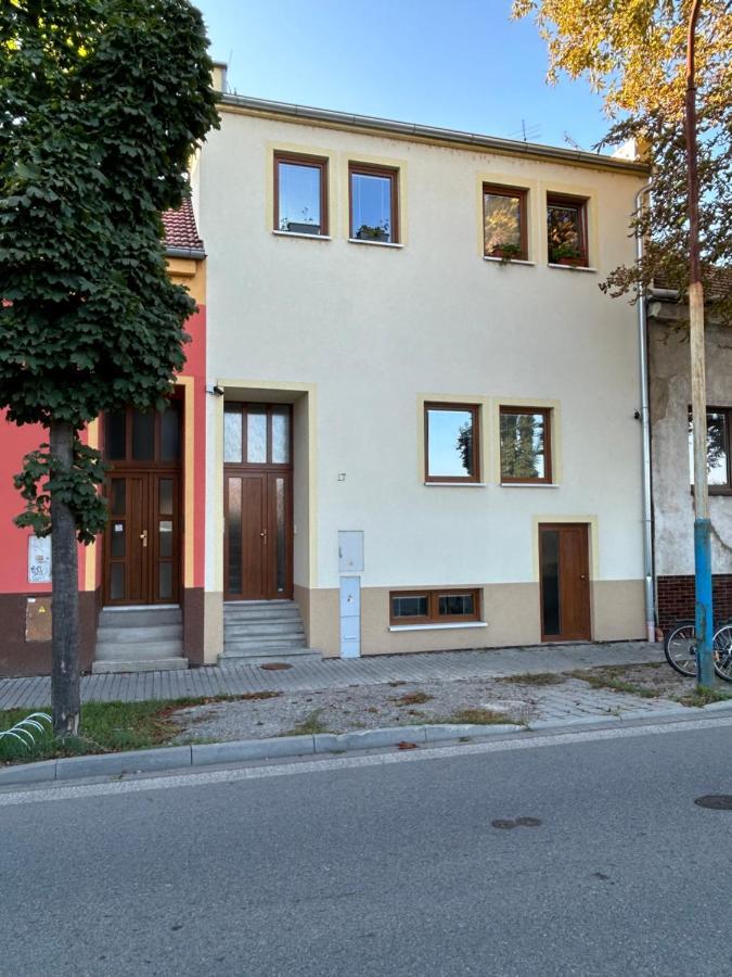 Stromoradni 17 Lejlighed Břeclav Eksteriør billede